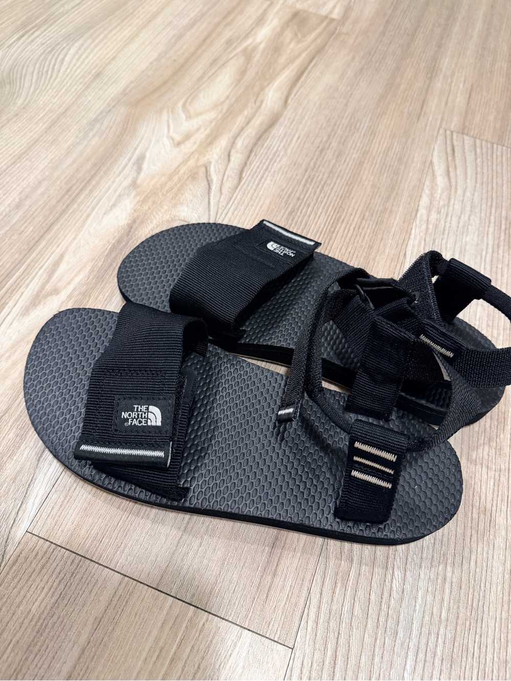 The North Face Men's Black Adjustable Webbing Sandals